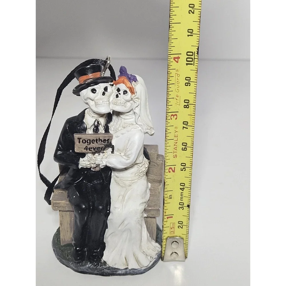 Cracker Barrel Halloween Skeleton Bride Groom Bench Ornament Together 4ever